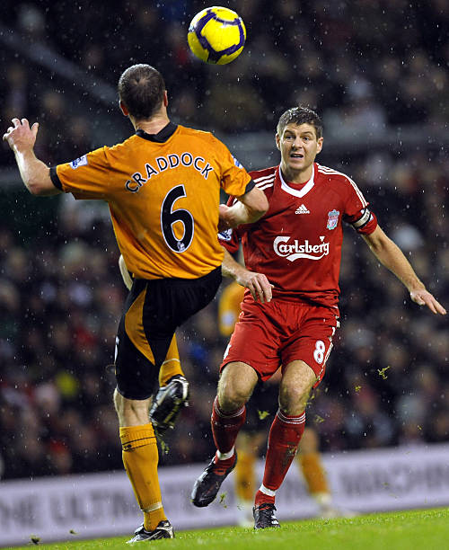 他承担起更 他承担起更